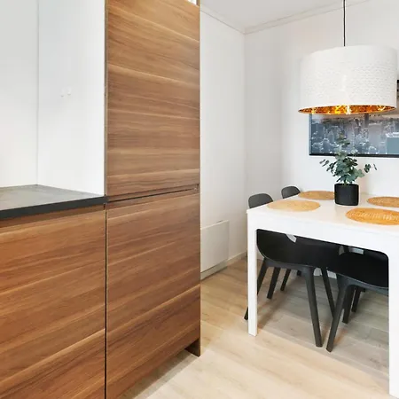 Apartamento 4 Bedroom In *