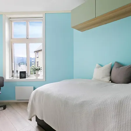 Apartamento 4 Bedroom In *