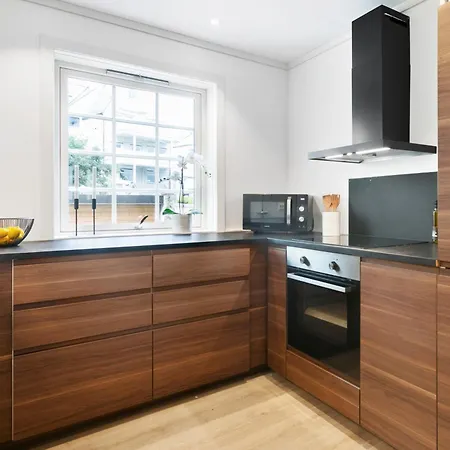 4 Bedroom In * Ålesund