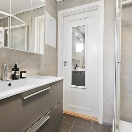 4 Bedroom In * Ålesund