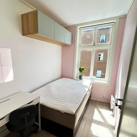 Apartamento 4 Bedroom In Ålesund