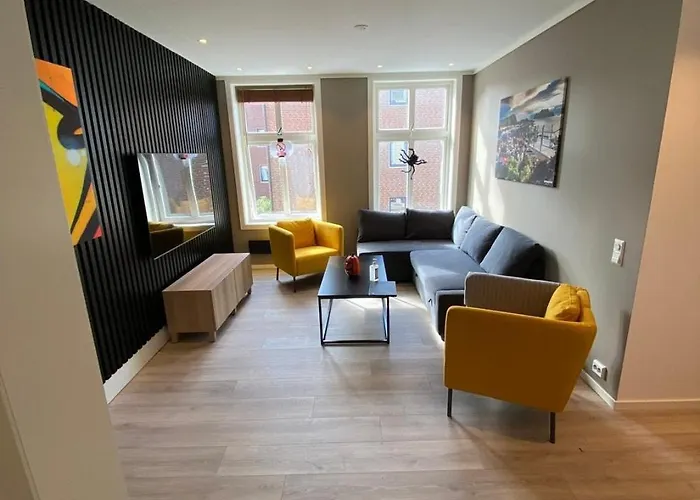 4 Bedroom In Apartament